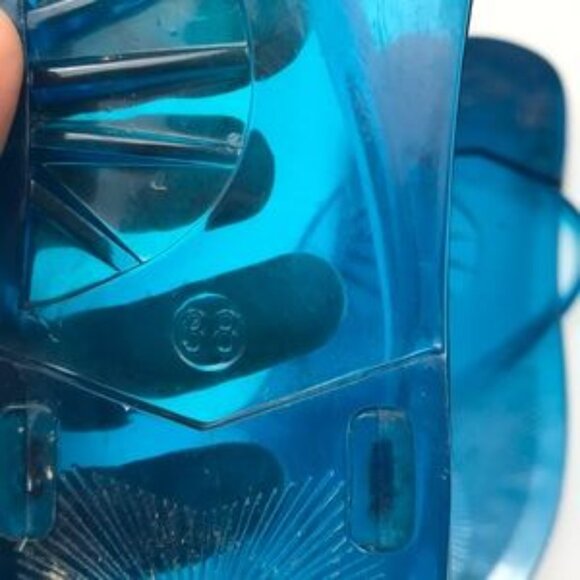 Amanda Blu Blue Jelly Flip Flop Sandals - Picture 6 of 10